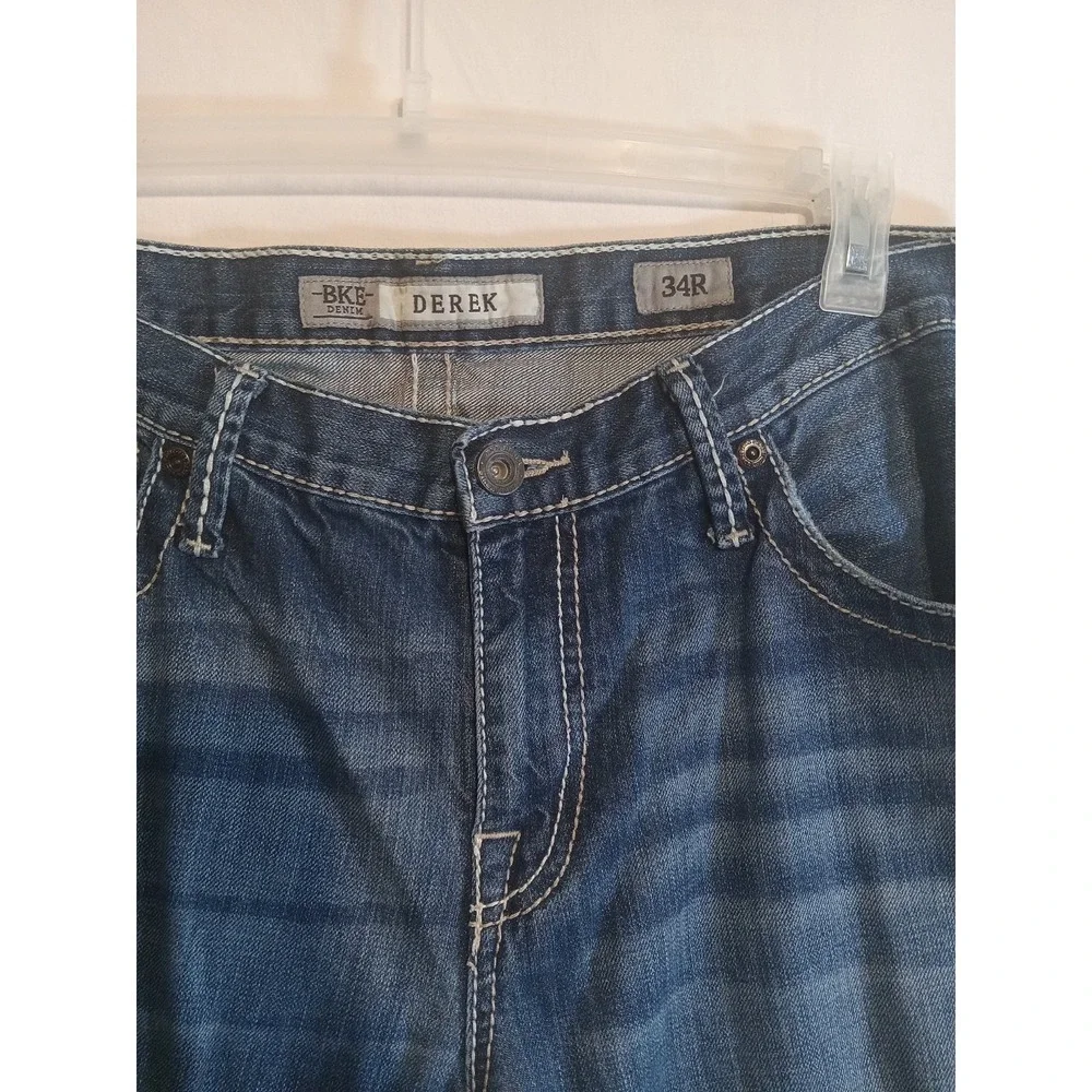 BKE Buckle Derek Jeans Men's Straight Leg Light Wash Cotton Blend Stretch 34Rx32